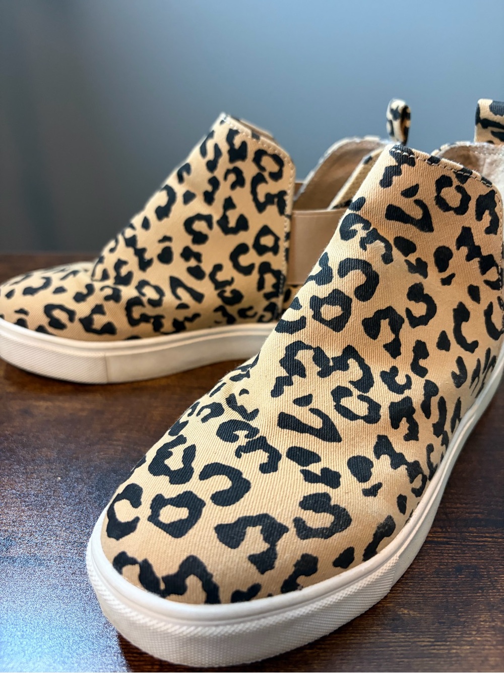 Soda Leopard Print Ankle Sneakers - Tan & Black
